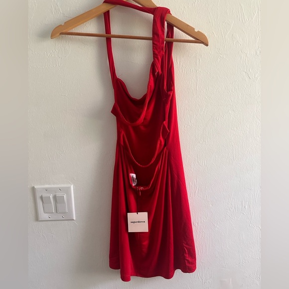 Superdown Darvey Strappy Back Mini Dress in Red Sz M - Picture 4 of 5